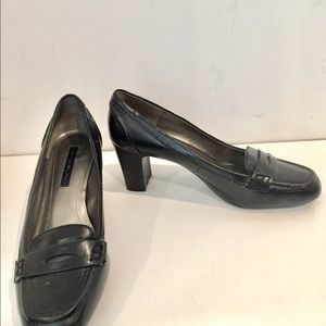 Bandolino Black loafer Heels